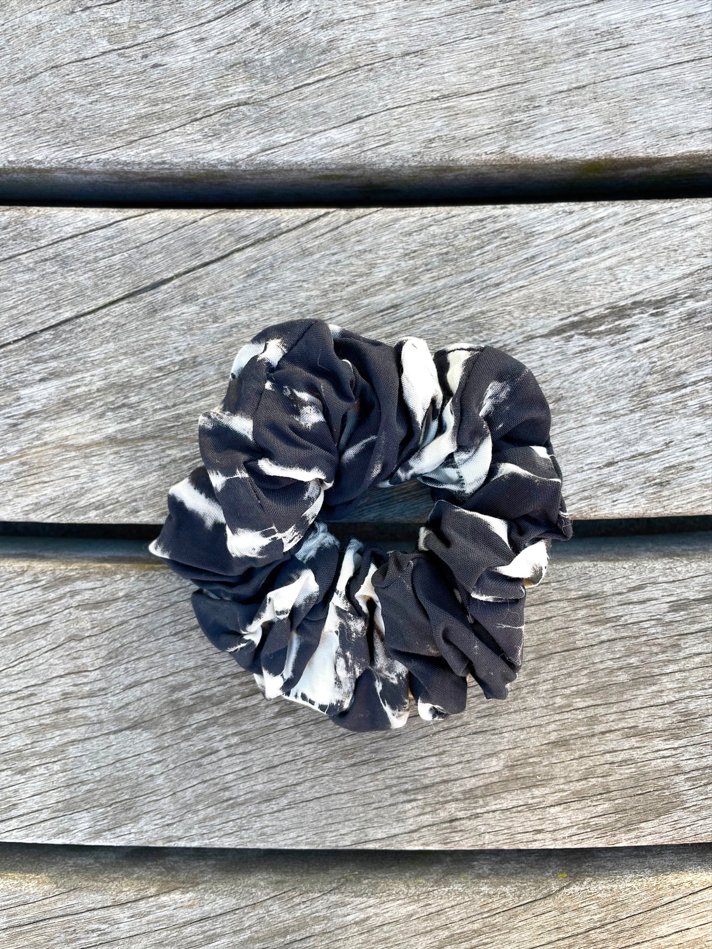 Tie Dye Scrunchie in Black and White